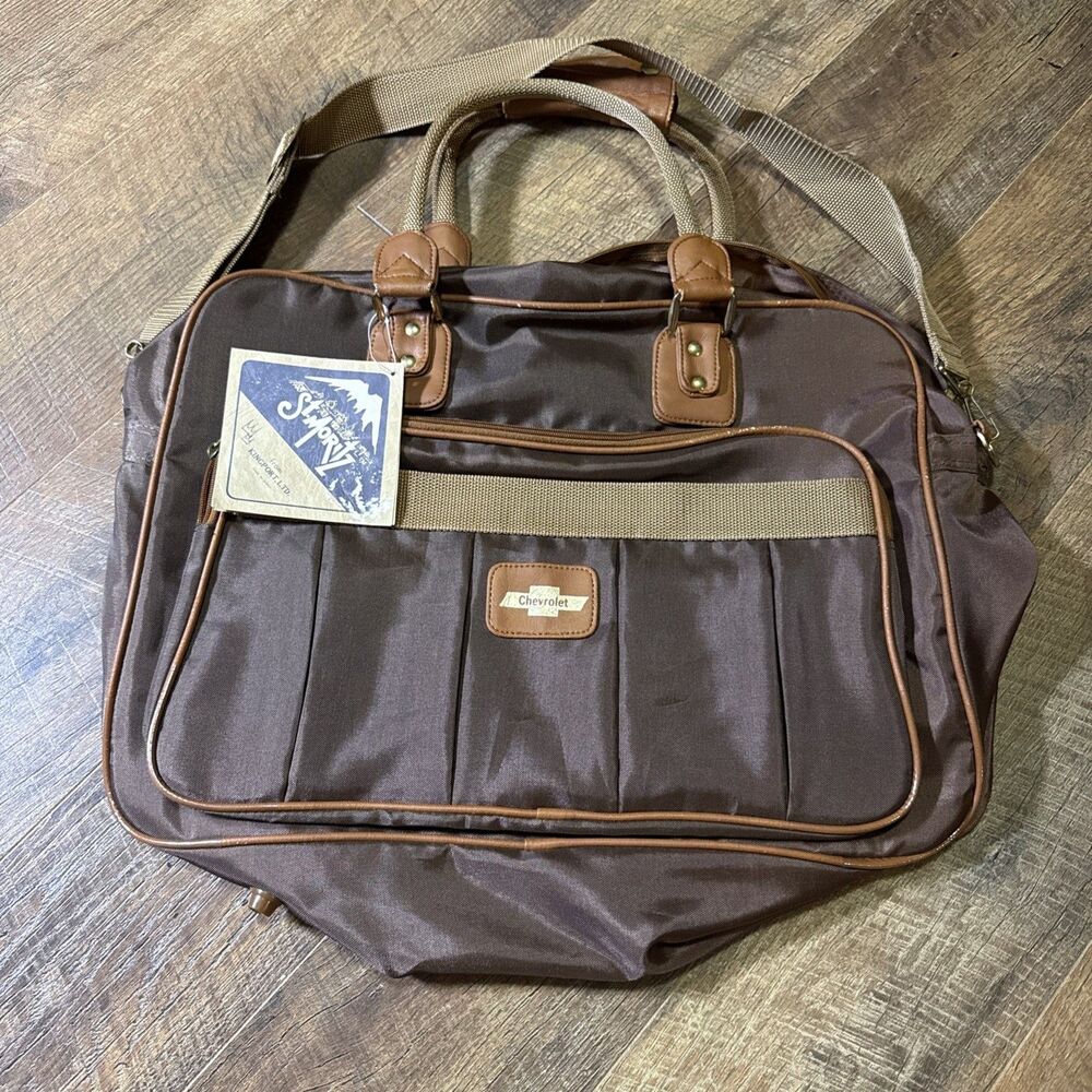 Vintage 1980s Chevrolet St Moritz Kingport Travel Bag Luggage NOS Tag Chevy